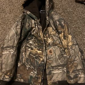 Boys size 7/8 Carhart camo jacket